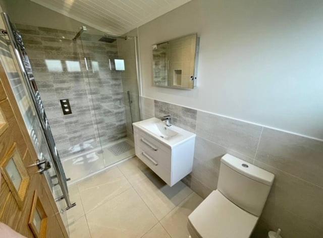 *Luxury Holiday Home With Hot Tub Close To Beach* Penally ภายนอก รูปภาพ